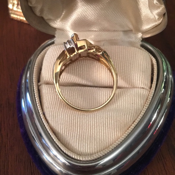 10k Gold diamond & Ruby ring w/appraisal - Picture 8 of 11